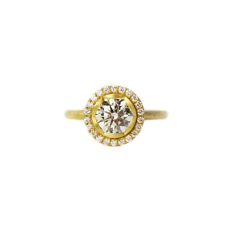 Signature Petal Halo Ring