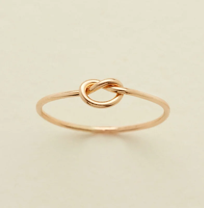 Knot Ring