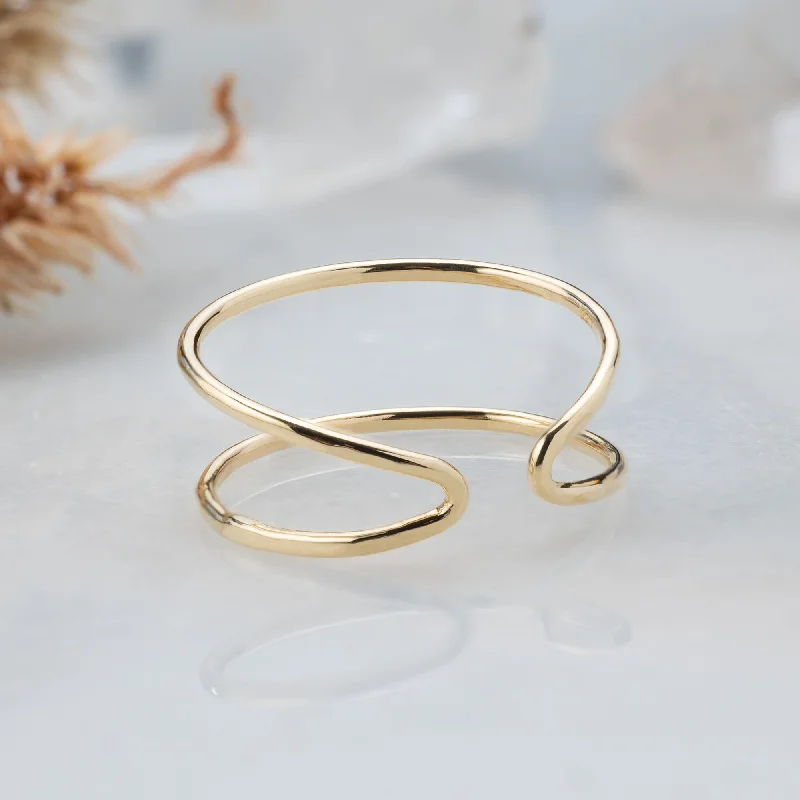 The Arrow Ring | 14K Yellow Gold